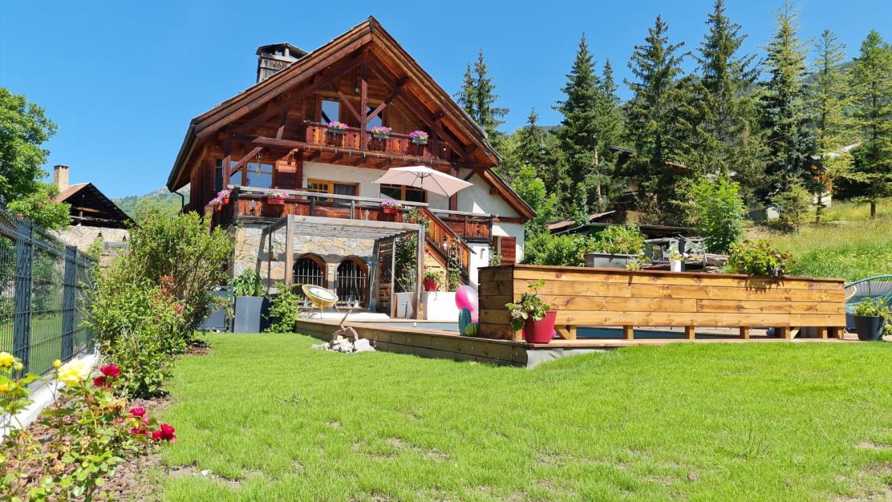Chalet Serre Cambeou Piscine&Spa Saint-Chaffrey Exterior foto